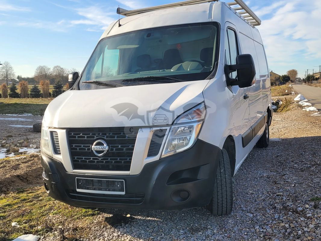 Nissan NV400 2011