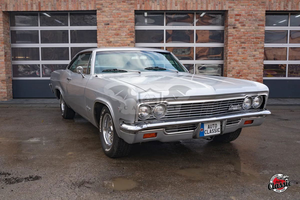 Chevrolet Impala 1966