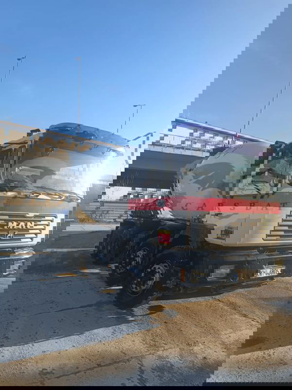 MAN F2000 2002