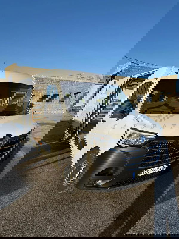 Renault Master 2023
