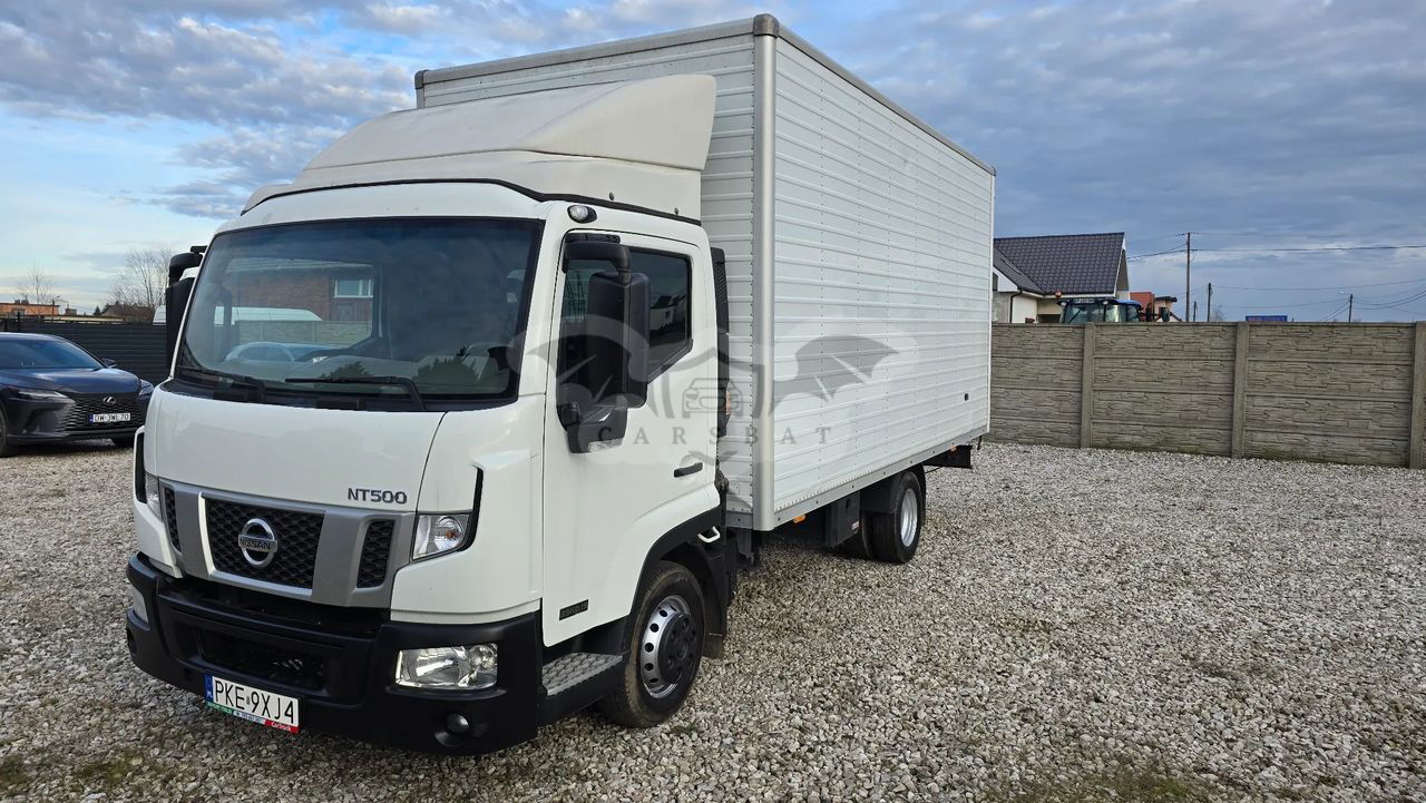Nissan NT 2016