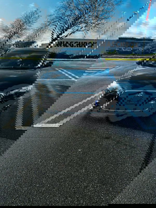 Mitsubishi Lancer VIII 1.8 Instyle 2011