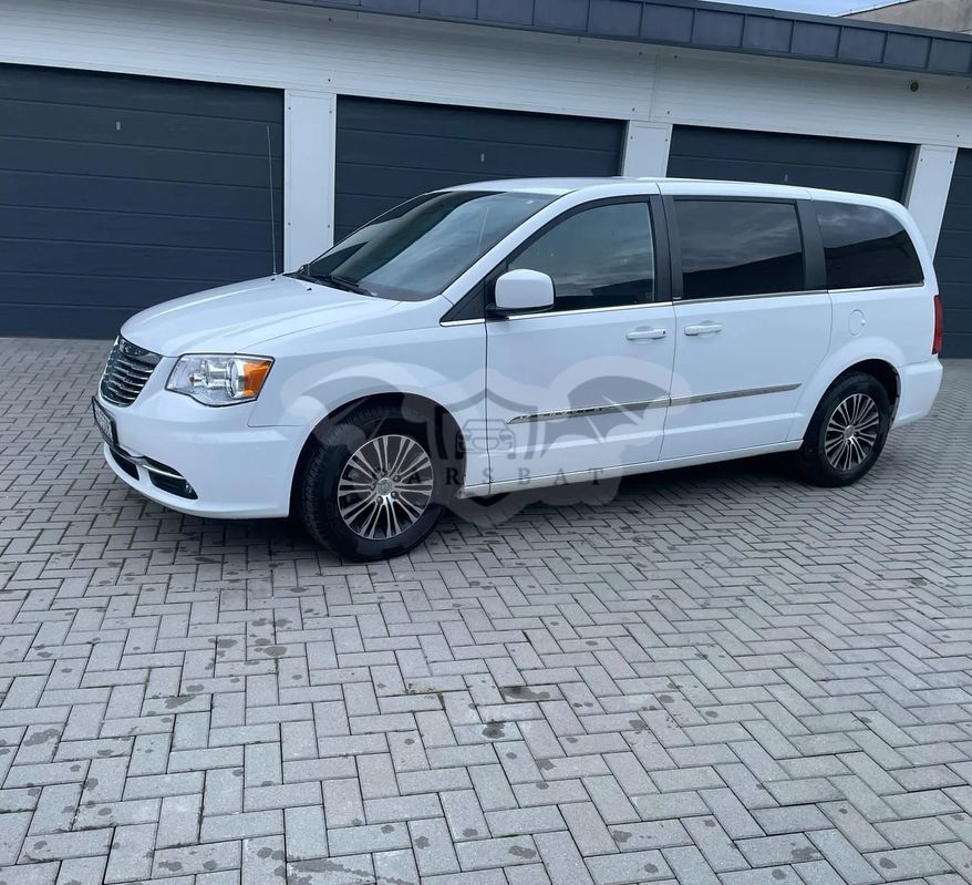 Chrysler Town & Country V 2013