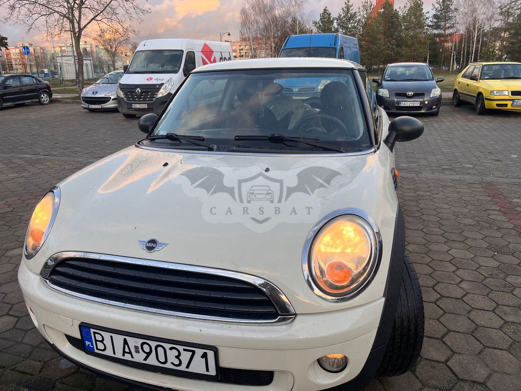 Mini One Standard 2010