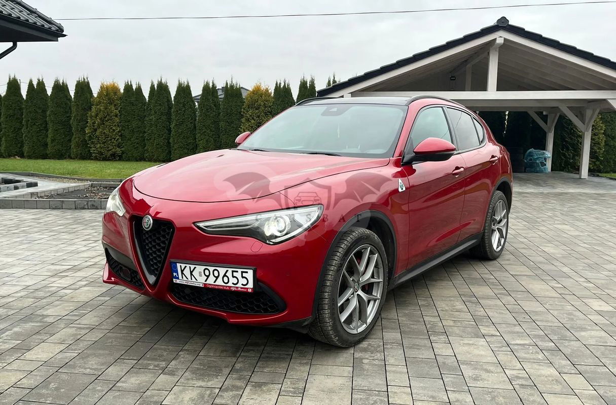 Alfa Romeo Stelvio 2.0 Turbo 16V AT8-Q4 Veloce 2017