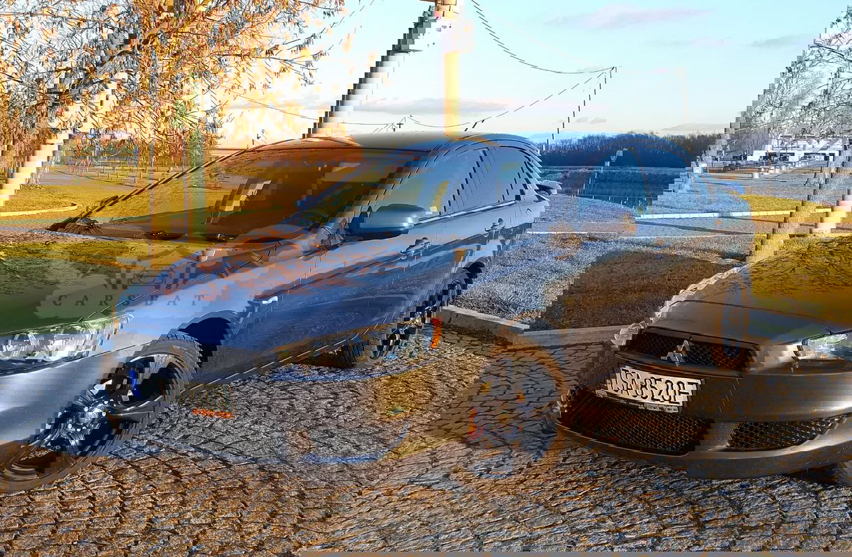 Mitsubishi Lancer IX 1.8 Instyle 2009