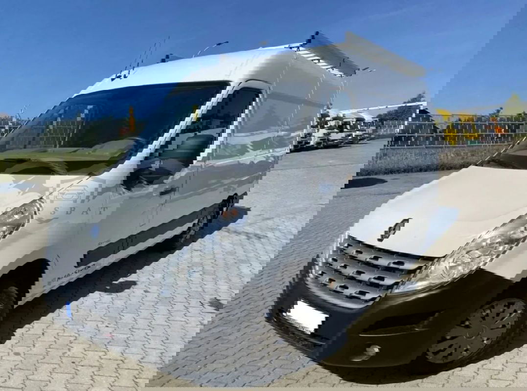 Renault Master 2012