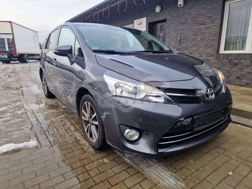 Toyota Verso 1.8 5-Sitzer Comfort 2013