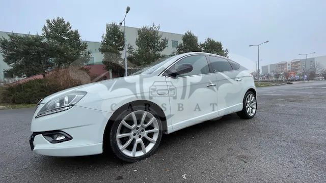 Lancia Delta 1.6 MJ Silver 2012