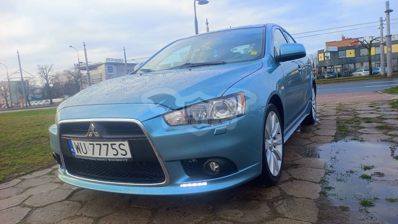 Mitsubishi Lancer IX 1.8 Instyle NAVI 2010