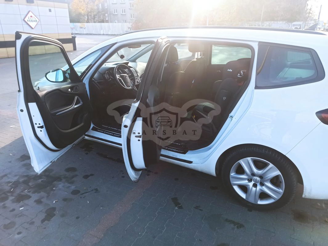 Opel Zafira C 1.4 T Cosmo EcoFLEX S&S 2012
