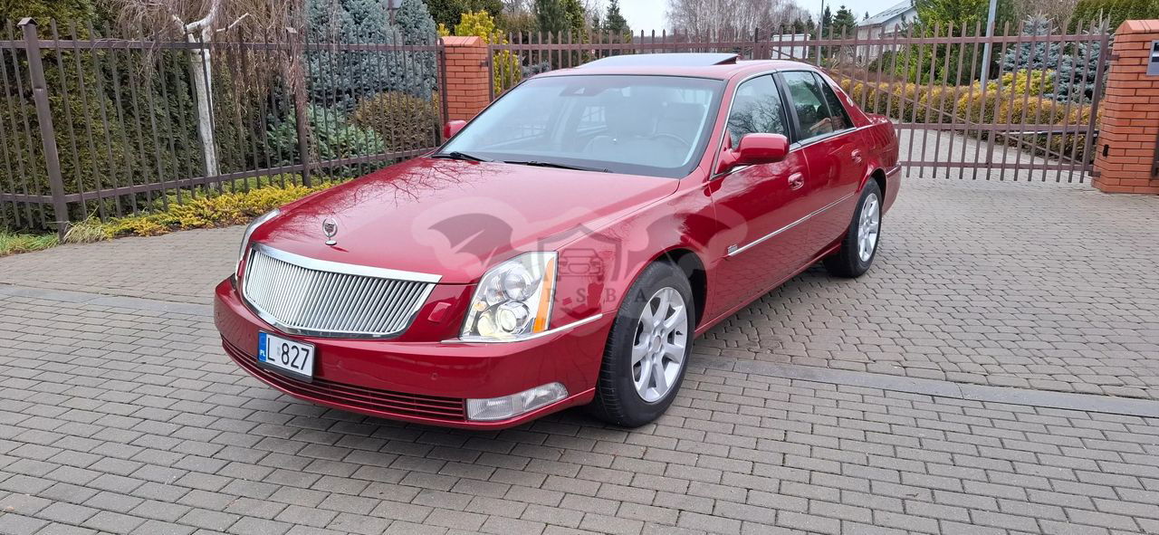 Cadillac DTS 2011