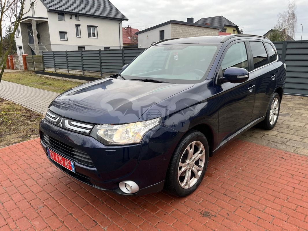 Mitsubishi Outlander III 2.2 DI-D 4WD Intense 2013
