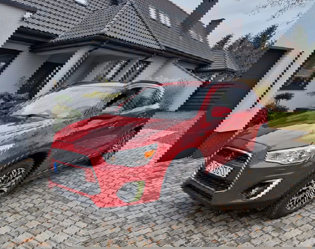 Mitsubishi ASX 2.2 DI-D 4WD Automatik Edition 100+ 2016