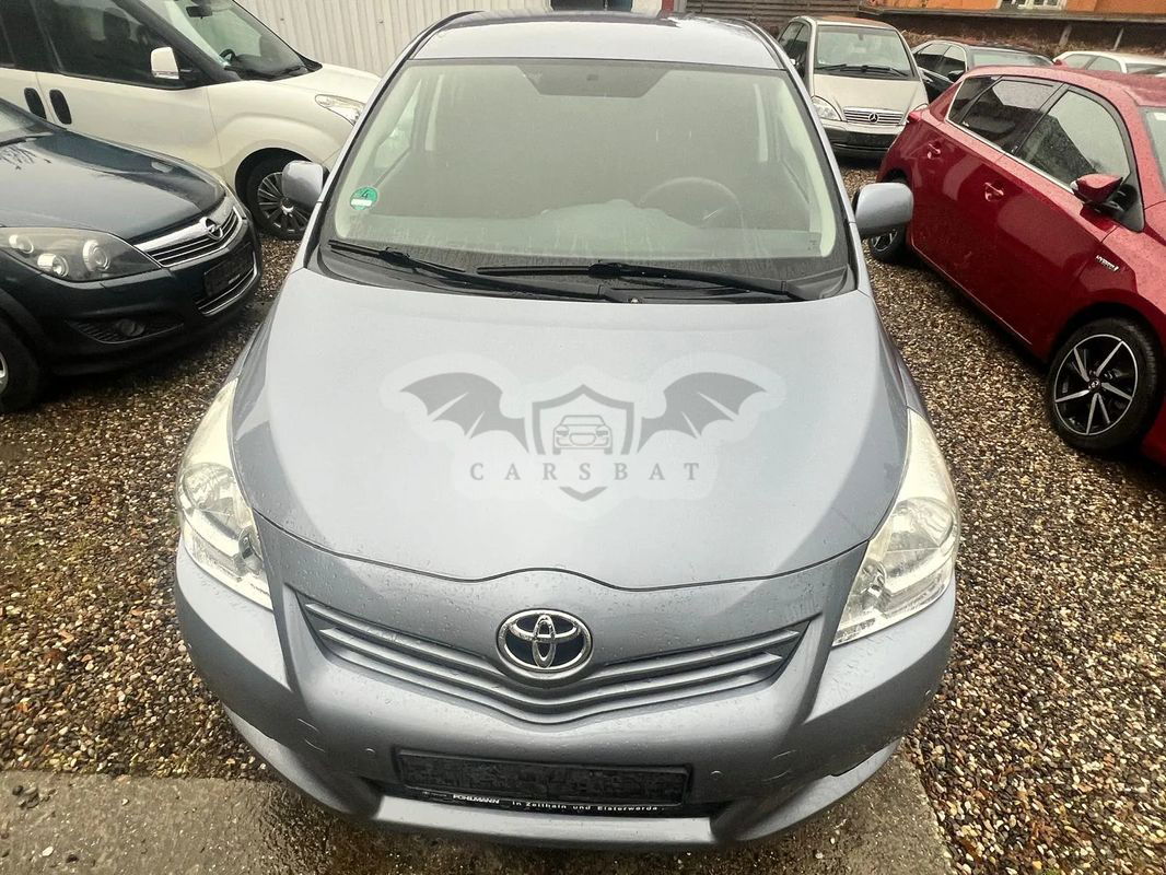 Toyota Verso 1.6 5-Sitzer Comfort 2012
