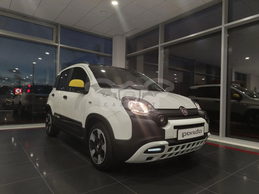 Fiat Panda III 1.0 Hybrid Cross 2024
