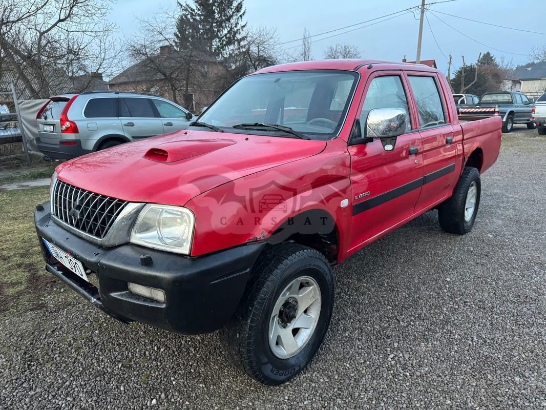 Mitsubishi L200 Pick Up 4x4 Autm Intense 2002