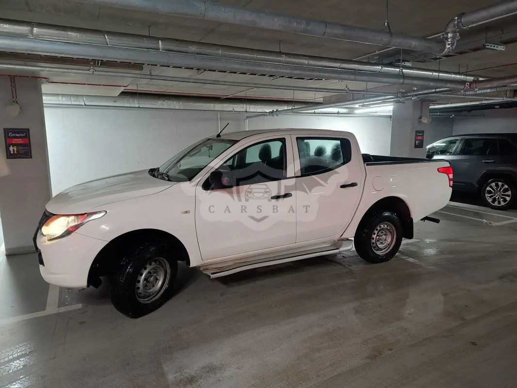 Mitsubishi L200 2.4 d DC Invite 2019