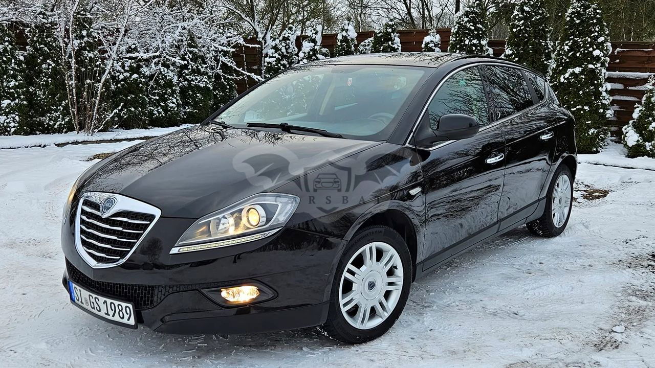 Lancia Delta 2012