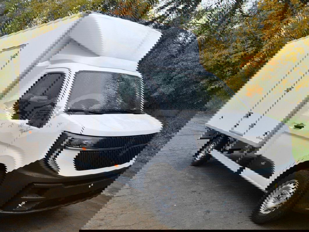 Renault Master 2025