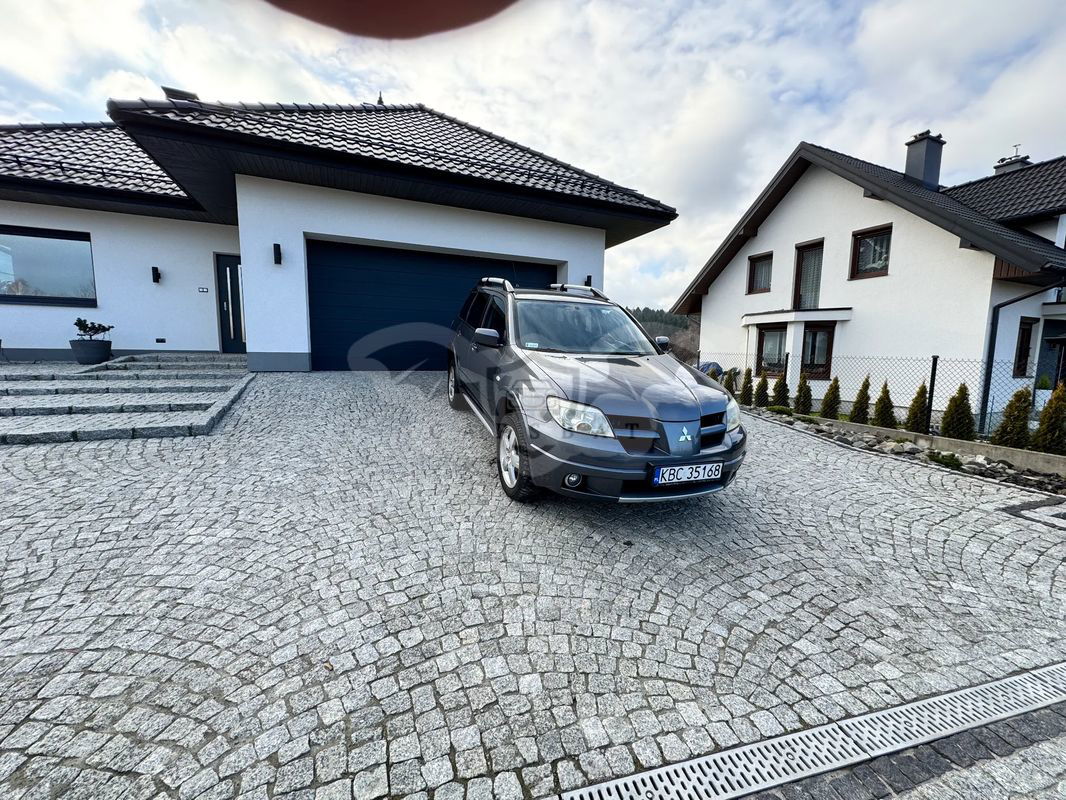 Mitsubishi Outlander I 2.0 Comfort 4WD 2007