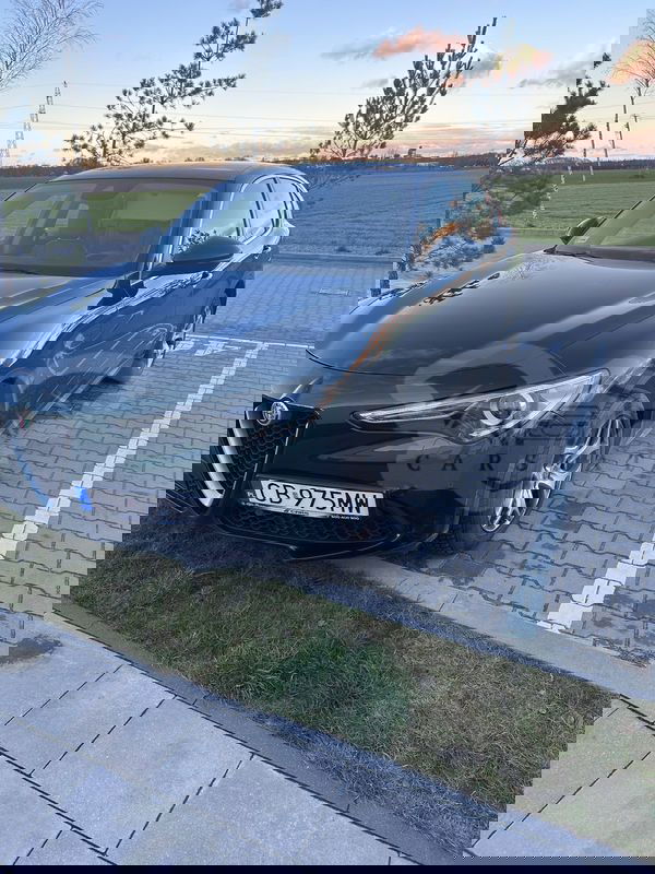 Alfa Romeo Stelvio 2021
