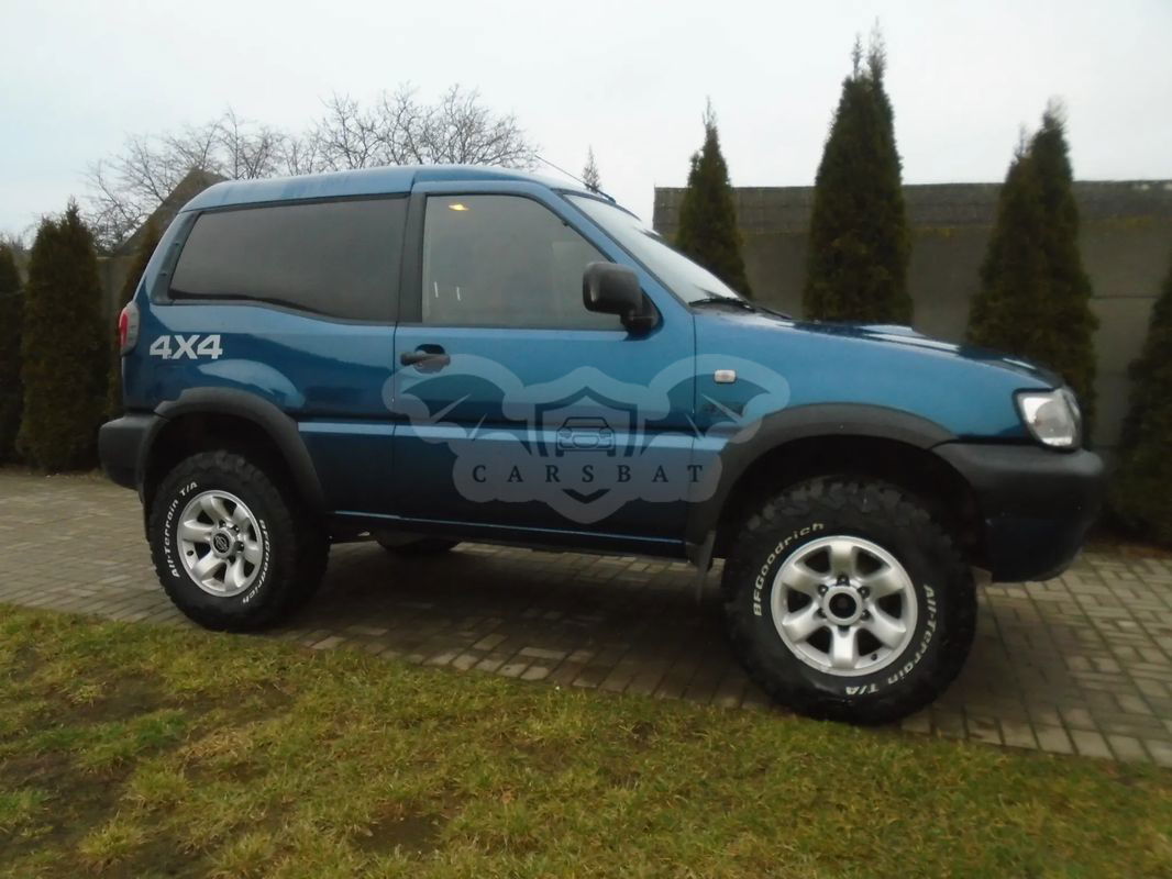 Nissan Terrano II 2002