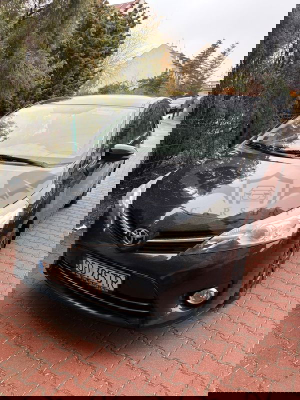 Toyota Verso 2.0 D-4D Active 2013