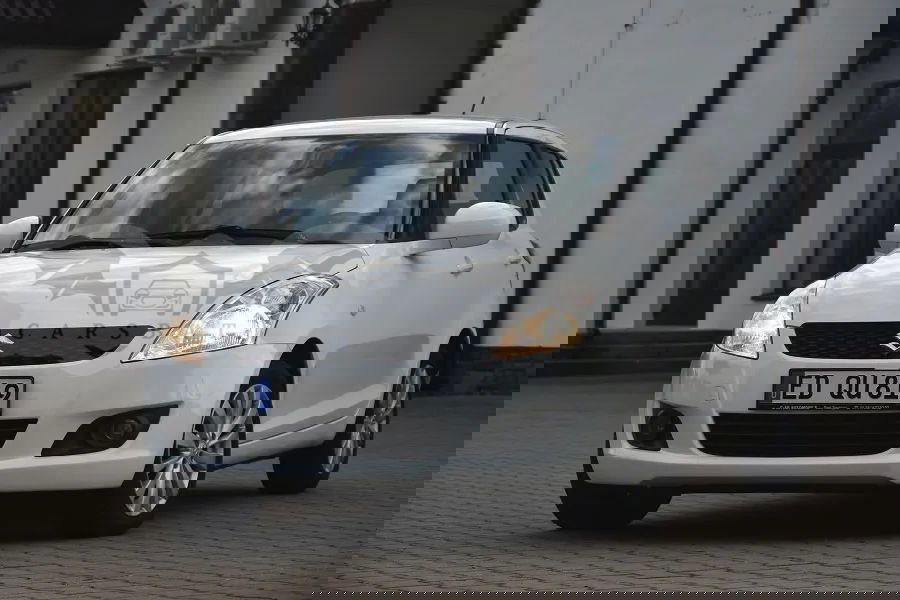Suzuki Swift V 1.2 Premium 2011