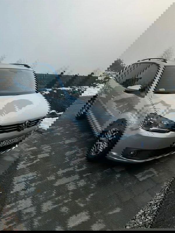 Volkswagen Touran II 2.0 TDI DPF Comfortline 2011