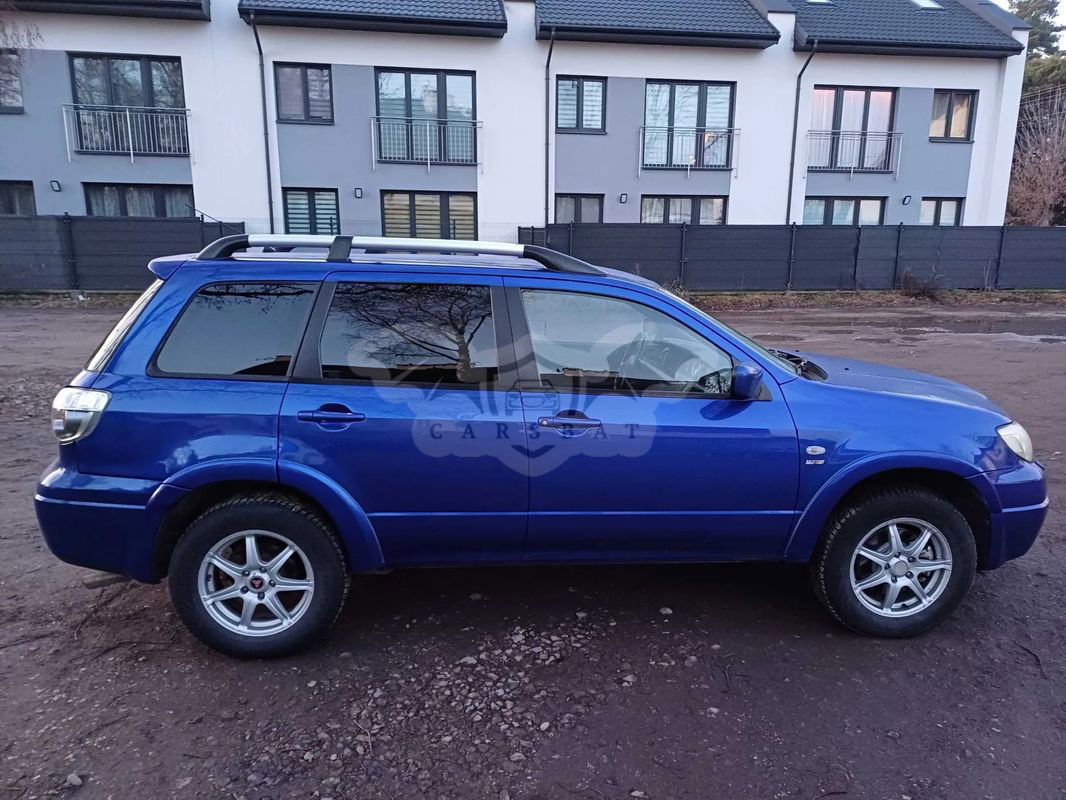Mitsubishi Outlander I 2.4 4WD Automatik Intense 2006