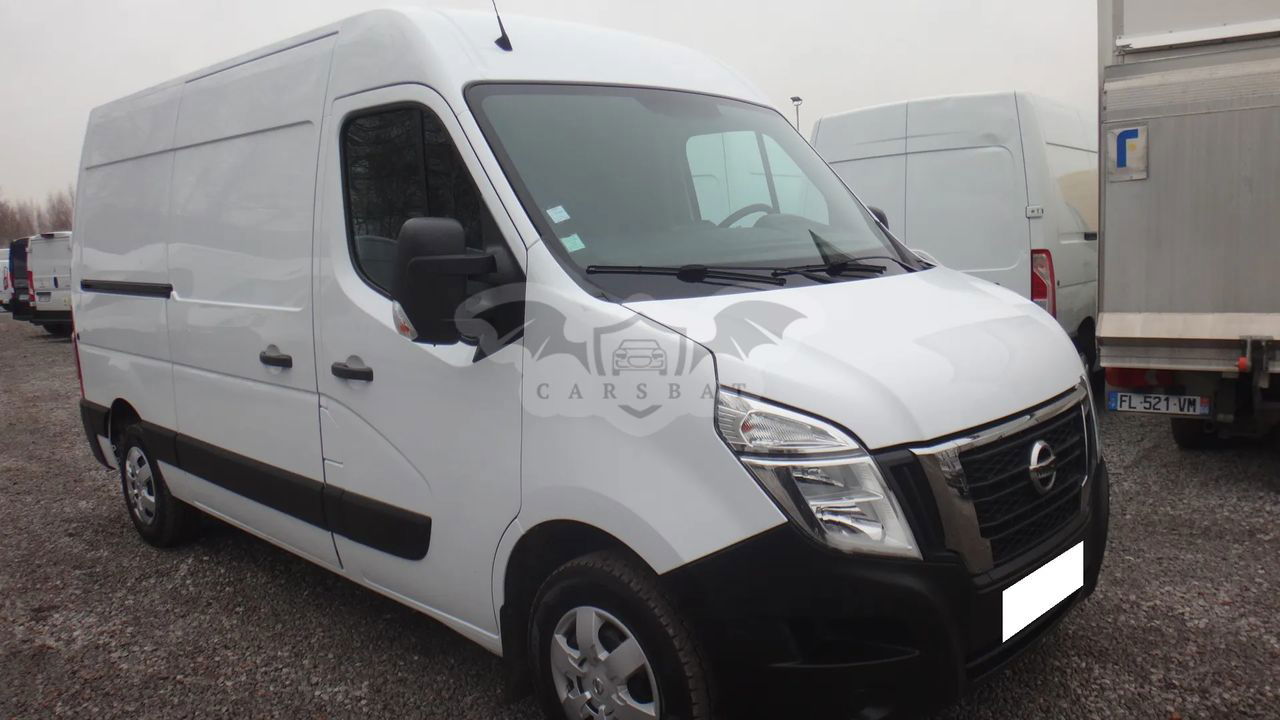 Nissan NV400 2020