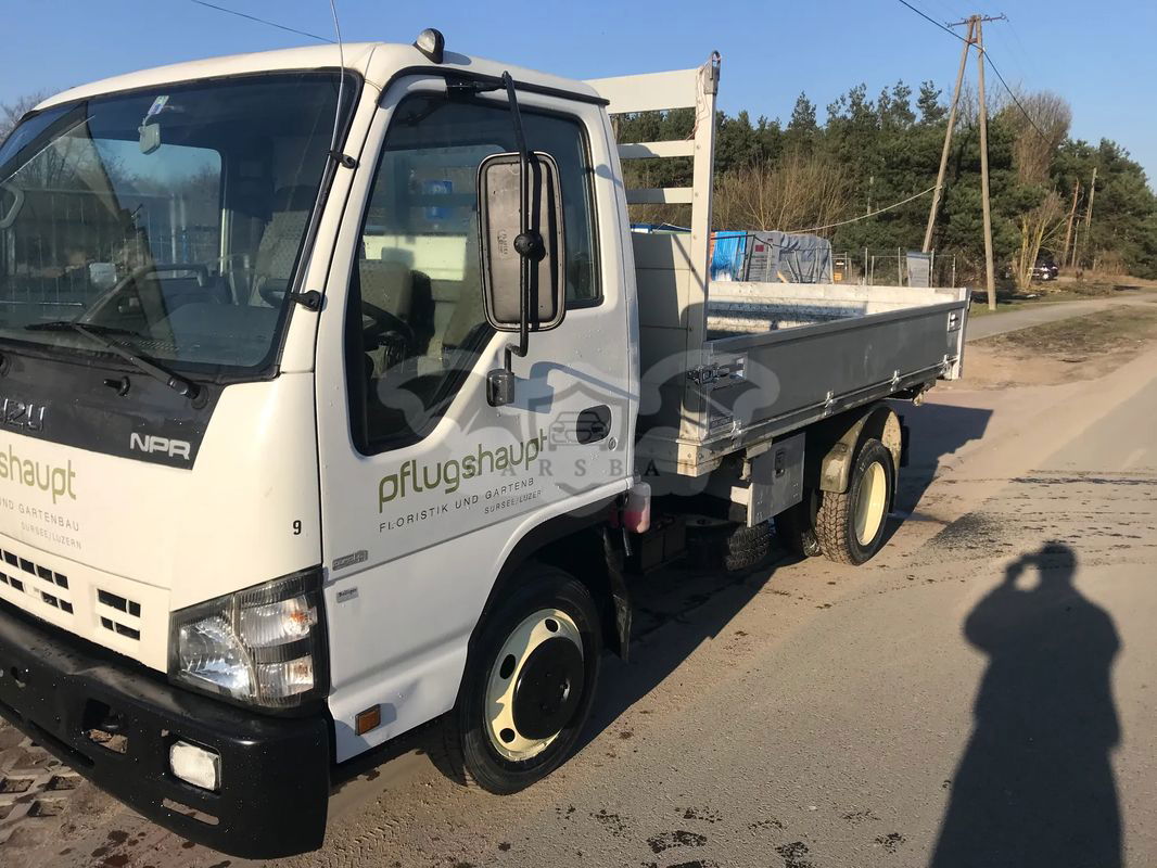 Isuzu NPR 2008