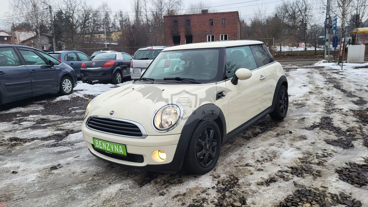 Mini One Standard 2010