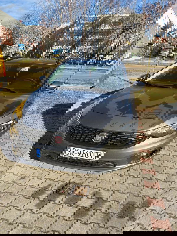 Fiat Tipo II 1.4 T-Jet 16v Lounge 2020