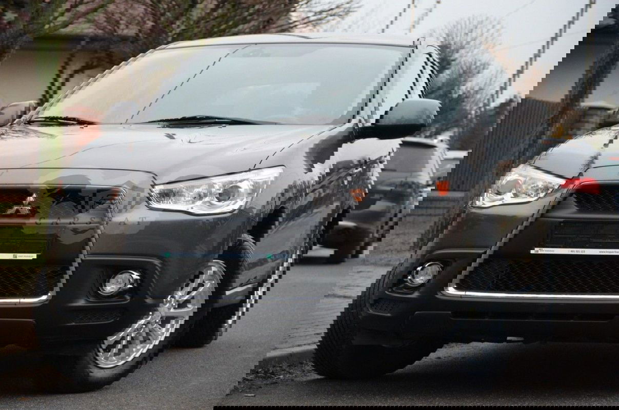 Mitsubishi ASX 2011
