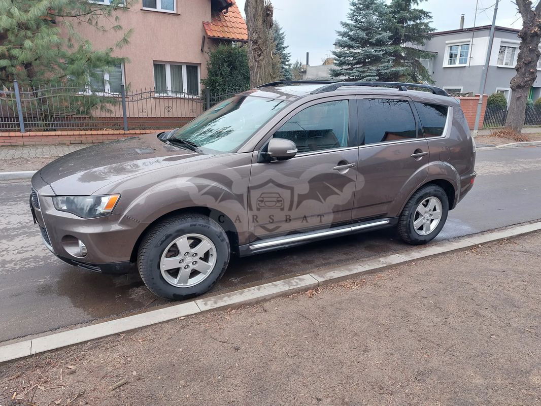 Mitsubishi Outlander II 2.0 Intense 2WD 2012