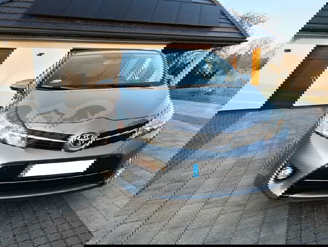 Toyota Verso 1.8 Premium 2013